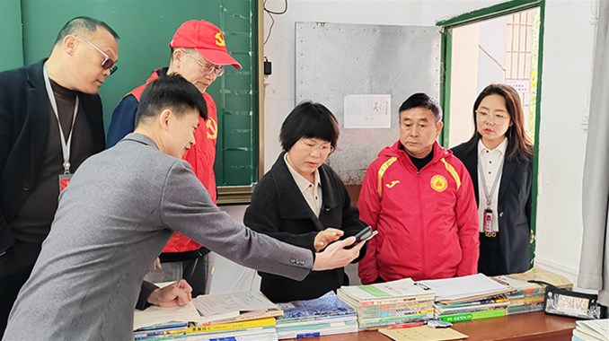小火苗燃大能量，点亮学子希望之光